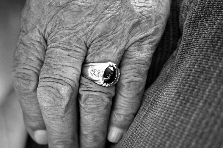 grandfather's ring by sharif mohammadi