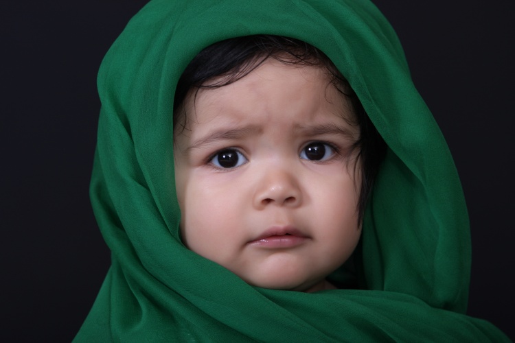 Sara's green scarf by Sharif Mohammadi